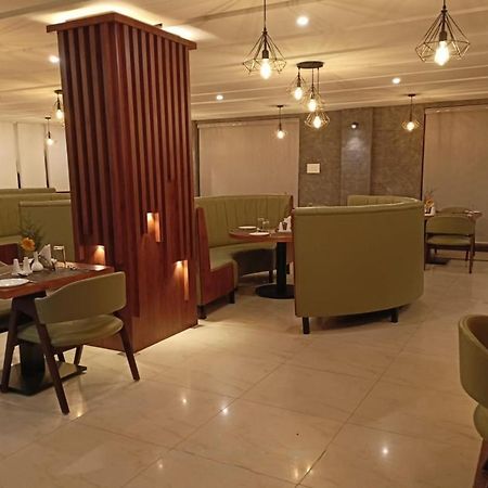 Hotel Preethi Classic Towers Udagamandalam Exterior photo