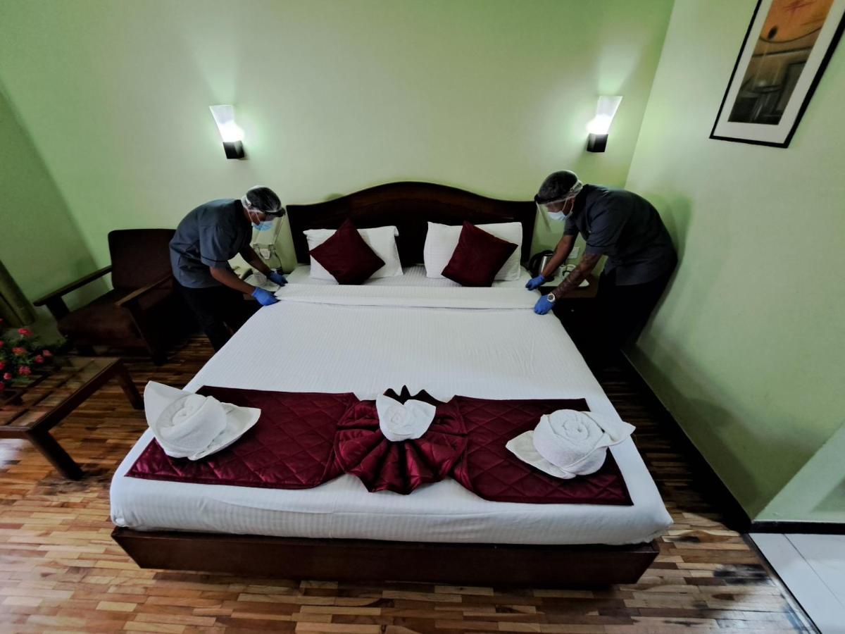 Hotel Preethi Classic Towers Udagamandalam Exterior photo