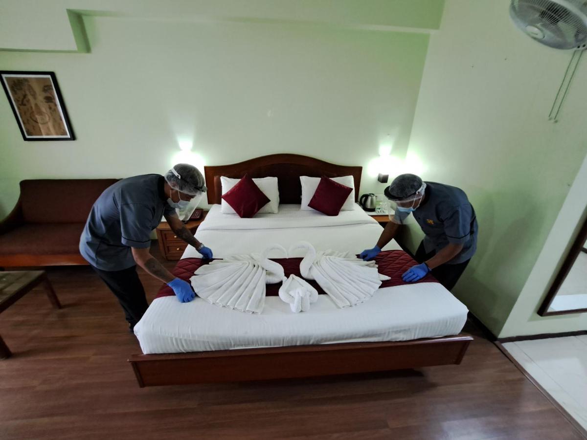 Hotel Preethi Classic Towers Udagamandalam Exterior photo