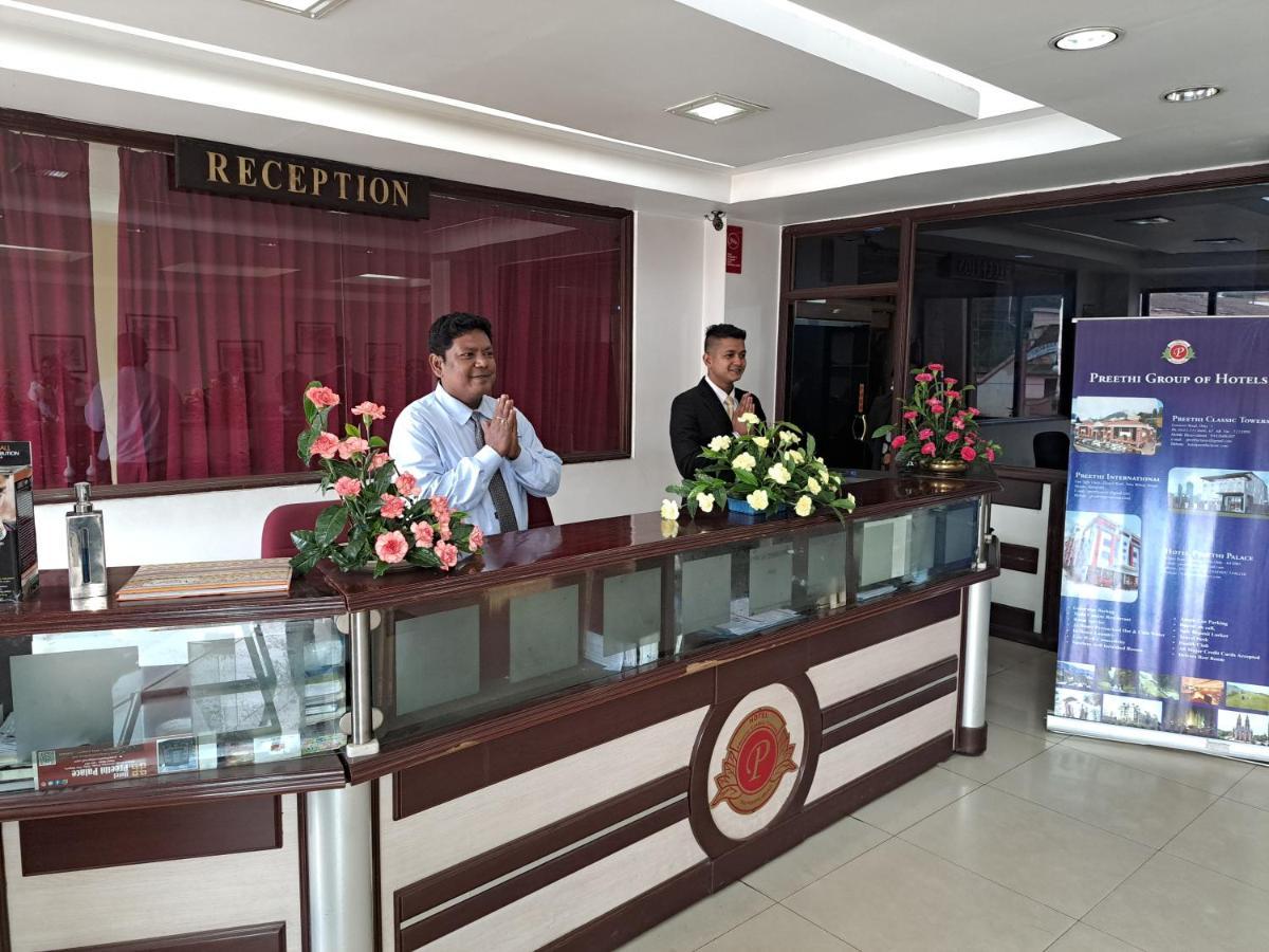 Hotel Preethi Classic Towers Udagamandalam Exterior photo
