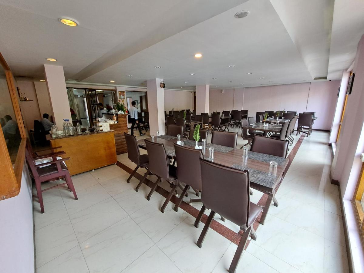 Hotel Preethi Classic Towers Udagamandalam Exterior photo