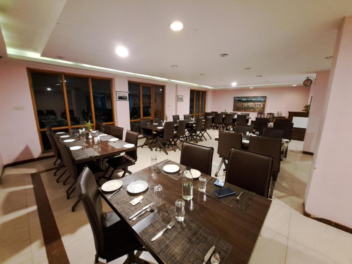 Hotel Preethi Classic Towers Udagamandalam Exterior photo